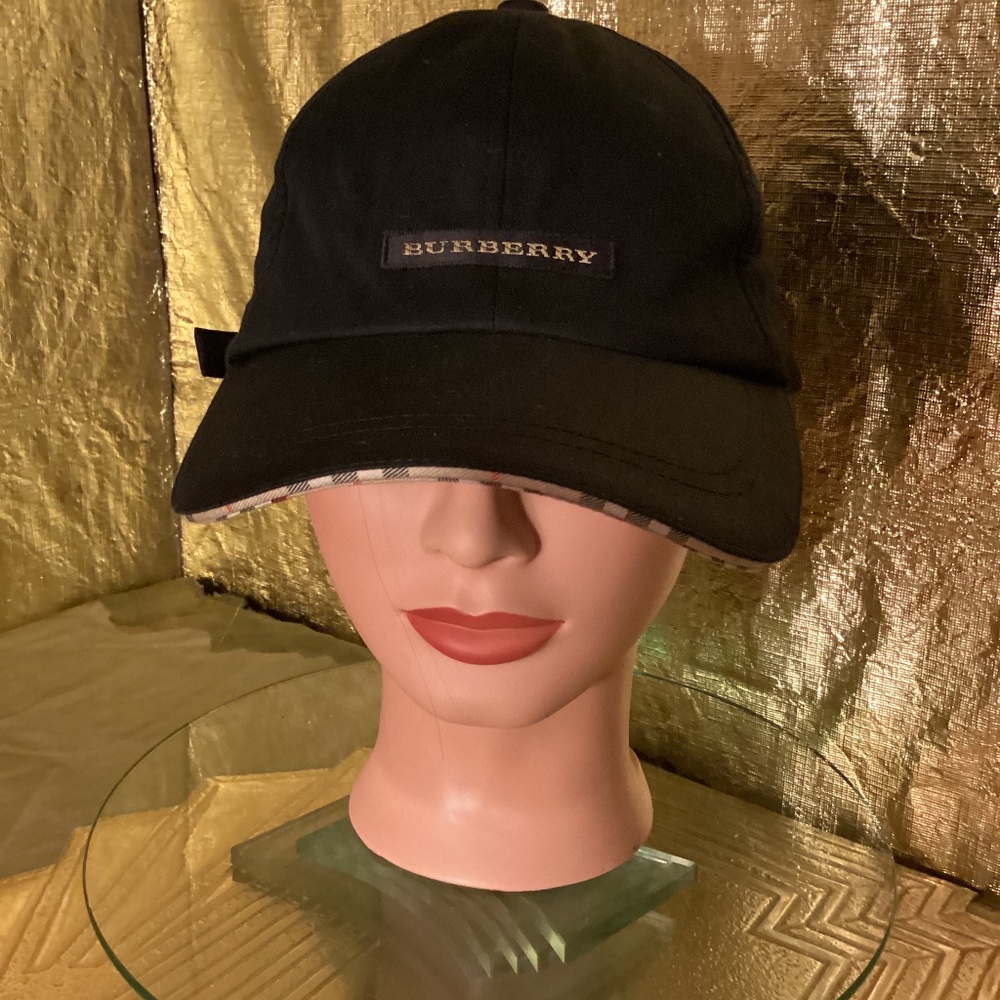 Burberry signature cap
